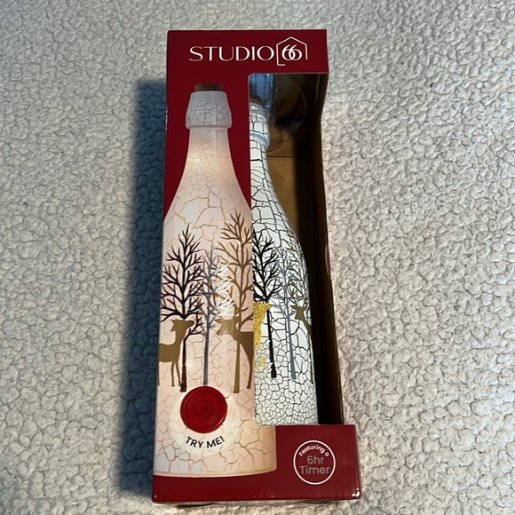 Studio 66 enhancement bottle lighting - Picture 2 of 6